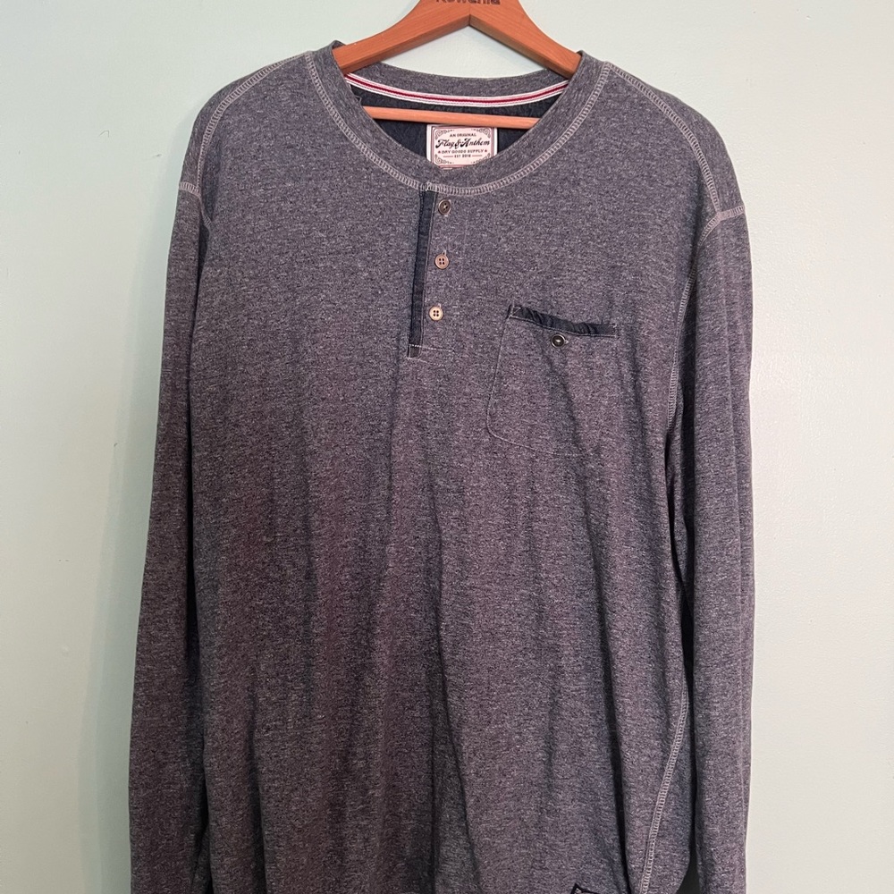 Long sleeve shirt